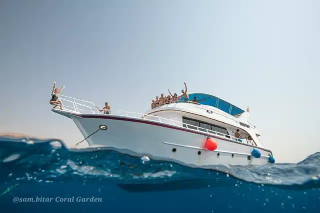 private boat