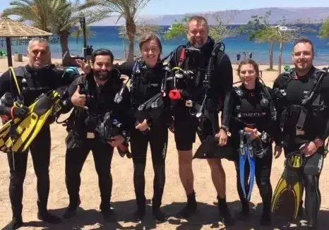 shore-scuba-dive-group