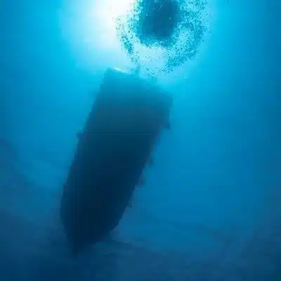 boat-from-under-water