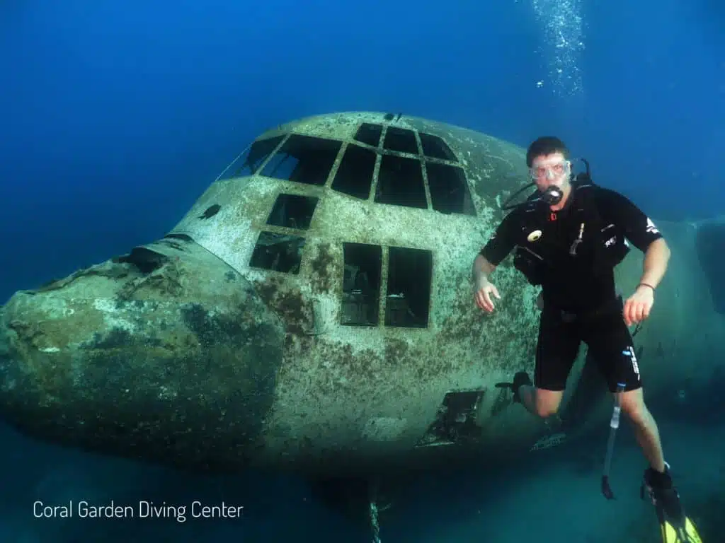 Diving at Hercules C 130