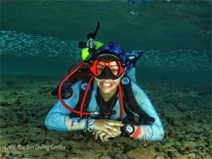 diver smile under water, Дайвинг в Иордании