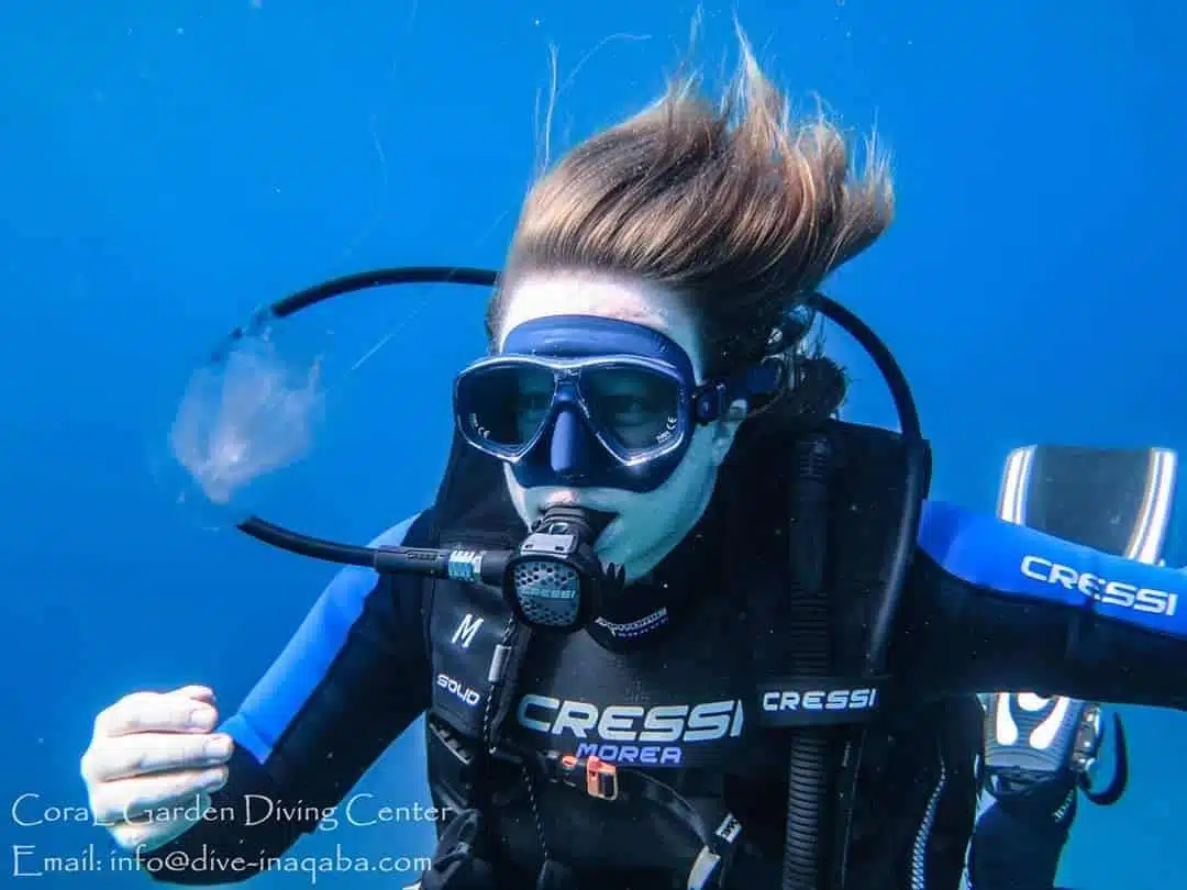 Girl diver Scuba diving girl, scuba diver course
